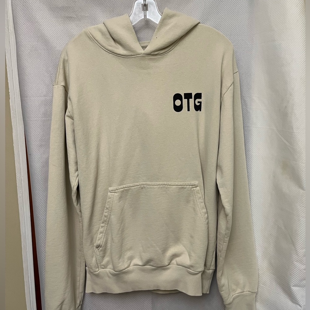Off The Grid Men's graphic Hoodie with kangaroo pocket NWOT. S and L available